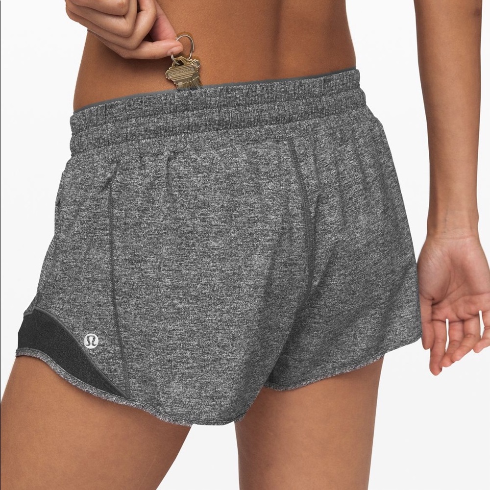 hotty hot short 2.5”